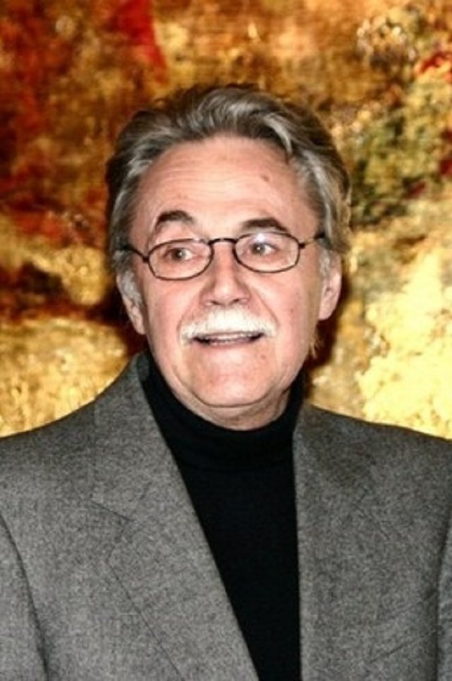 Dumitru Rucăreanu – A ZÂMBI E UN MOD AL MEU DE VIAȚĂ